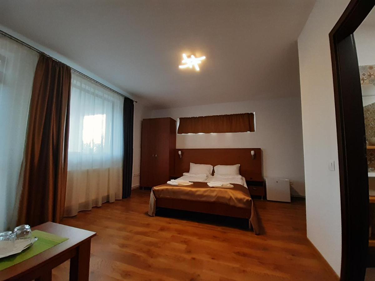 Hotel Mirana-Marginimea Sibiului Cristian  Exterior foto